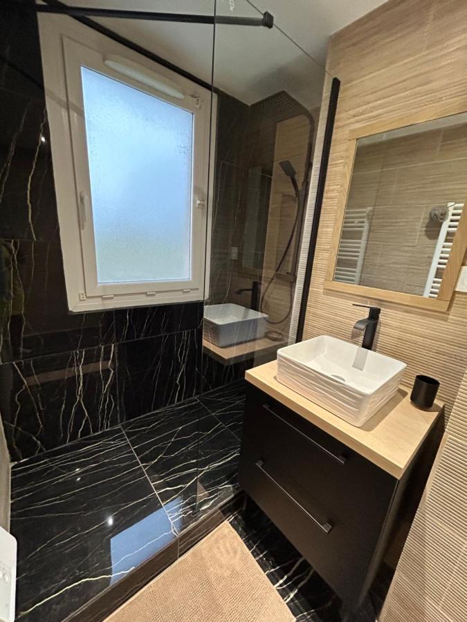 T4 Jolie Vue Avec Jaccuzzi Apartamento Vitrolles  Exterior foto